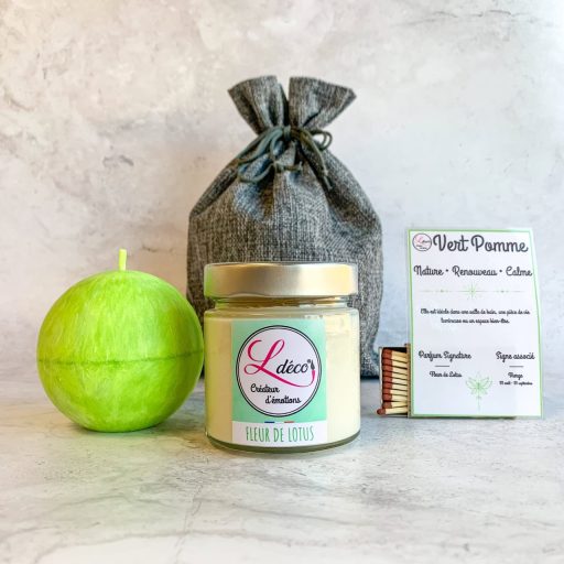 Cadeau duo bougie Vierge signe astrologique sphère vert pomme cire végétale + bougie parfumée fleur de lotus artisanale dans pochon tissu réutilisable Ldéco Made in France Vosges